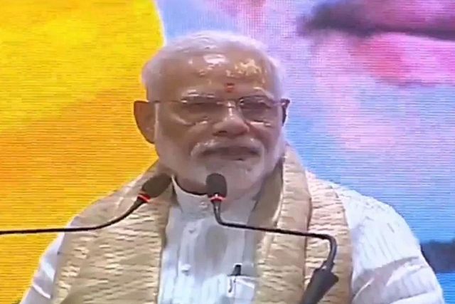 PM Modi addressing the party workers in Varanasi (@narendramodi/Twitter)