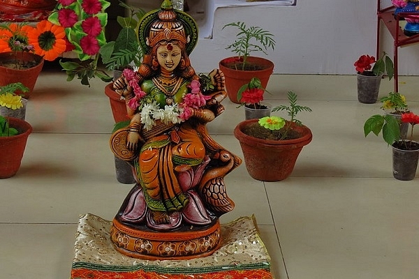 Representative image of a Saraswati idol. (Pic by Siva301in/Wikipedia)