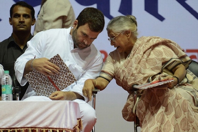 Rahul Gandhi and Sheila Dikshit (RAVEENDRAN/AFP/Getty Images)