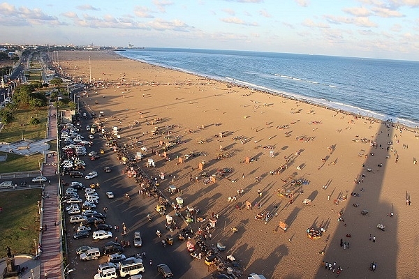 Marina Beach in Chennai. (Pic by KARTY JazZ via Wikipedia)