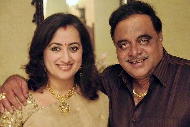 Sumalatha with Ambareesh (pic: Twitter)