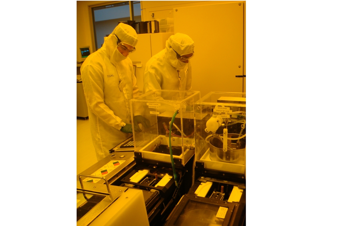 Waferfiche technology fabrication lab