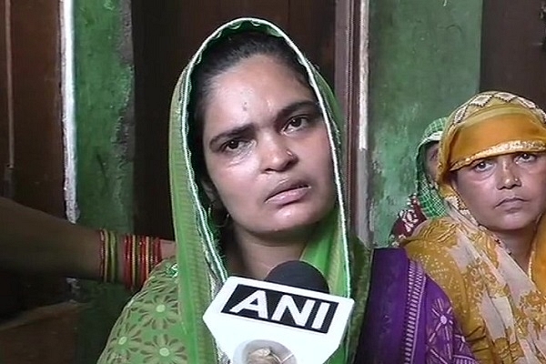 Mother of victim Twinkle Sharma (@ANI/Twitter)