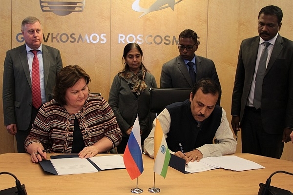 The contract was signed by Glavkosmos’ first Deputy Director General Natalia Lokteva and Director of Human Space Flight Centre (HSFC) of ISRO S Unnikrishnan Nair (Pic Via Glavkosmos Website)