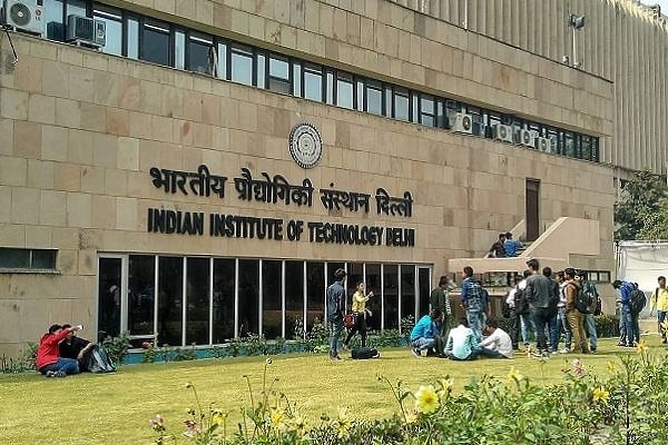 IIT Council Considering  Proposal To Allow Academically Weak Students To Leave In Three Years With  B.Sc. Degree