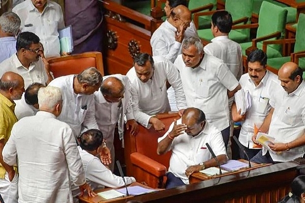 Scene from Karnataka Assembly (Pic via Twitter)