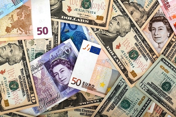 Representative Image of various currencies (Petr Kratochvil/Public Domain Pictures)