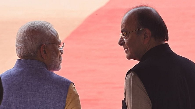 Prime Minister Narendra Modi and Finance Minister Arun Jaitley. (Sonu Mehta/Hindustan Times via GettyImages)