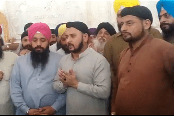 Pakistan: Family Of Kidnapped Sikh Girl Denies Reports Of Her Being Returned, Calls Upon Gen Bajwa, Imran Khan To Act