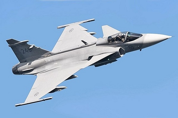 SAAB Gripen Fighter Aircraft (Tuomo Salonen/Wikimedia Commons)