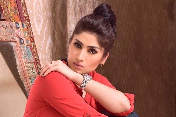 Pakistani model Qandeel Baloch (Twitter/@QandeelQuebee)