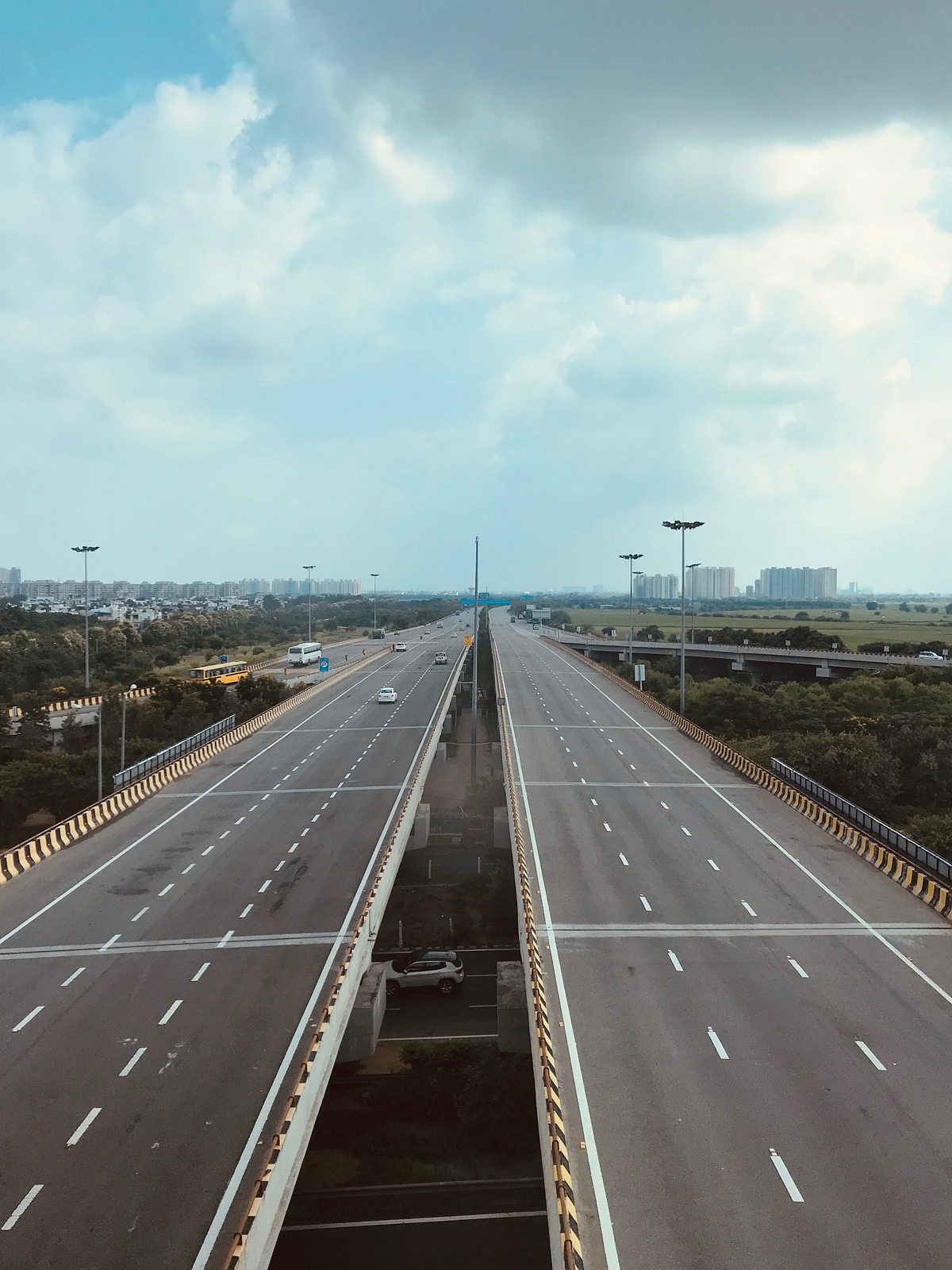 A view of the Yamuna Expressway from the Aqua Line Network. The expressway is nearest to the Knowledge Park Metro Station, one of the busiest on the Aqua Line, and in the future, will serve as a critical connect between the proposed line for the upcoming international airport at Jewar.&nbsp;