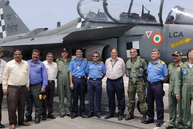 The Naval LCA Tejas. (via IndiaDefenceRA/Twitter)