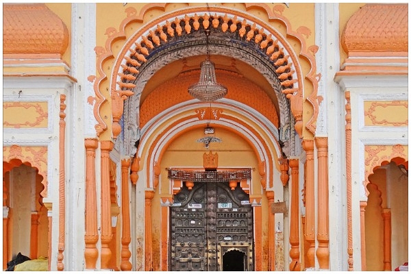 The Ram Raja temple in Orchha (Wikimedia Commons)