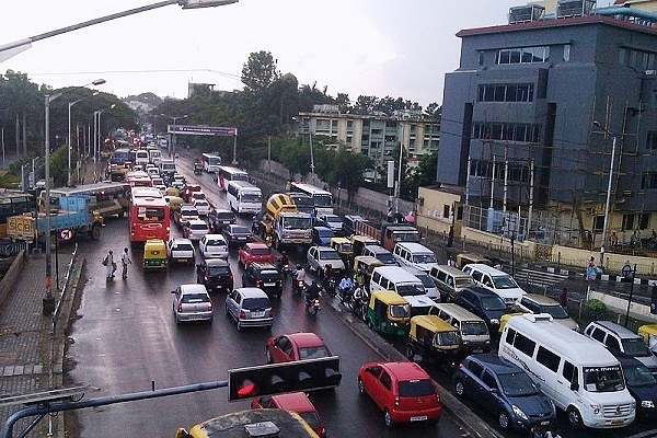 Silk Board Junction Traffic at Bengaluru (Source: Ashwin Kumar from Bangalore, India - Silk Board, CC BY-SA 2.0, https://commons.wikimedia.org/w/index.php?curid=52244360)