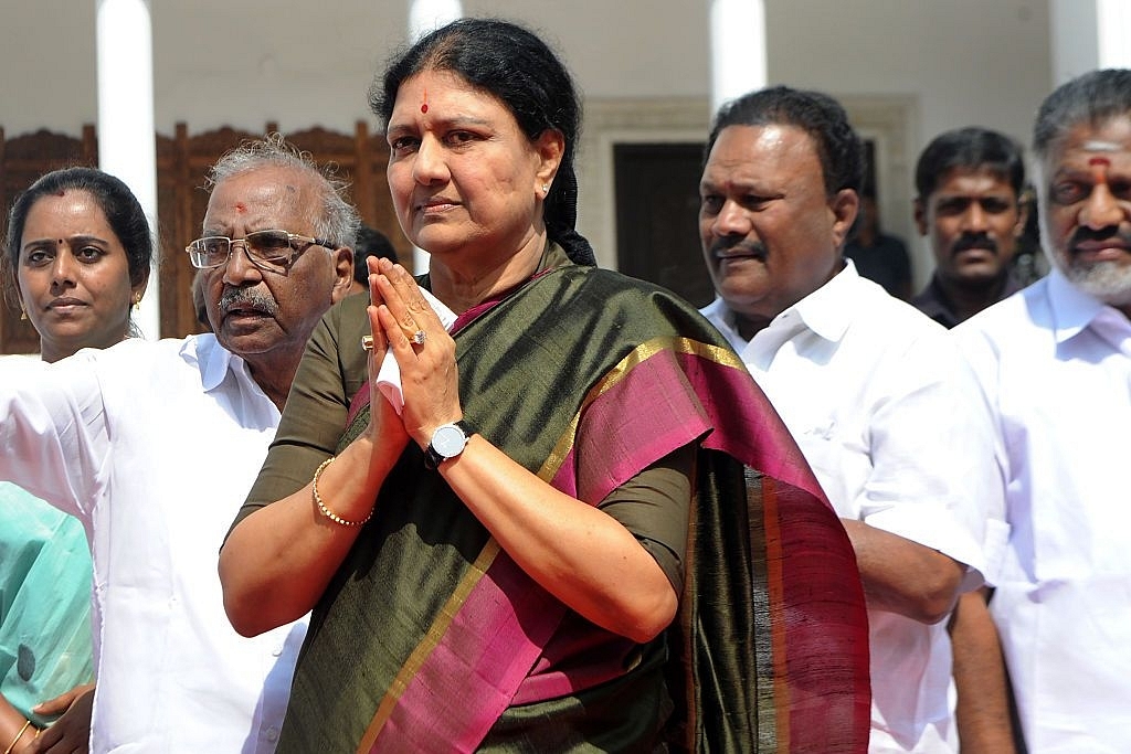 Operation Clean Money: IT Dept Attaches Sasikala’s Rs 1500 Crore Benami Assets Purchased Using Demonetised Notes 