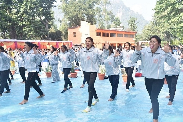 Participants at the Muslim Yoga Camp. (Pic via Twitter)