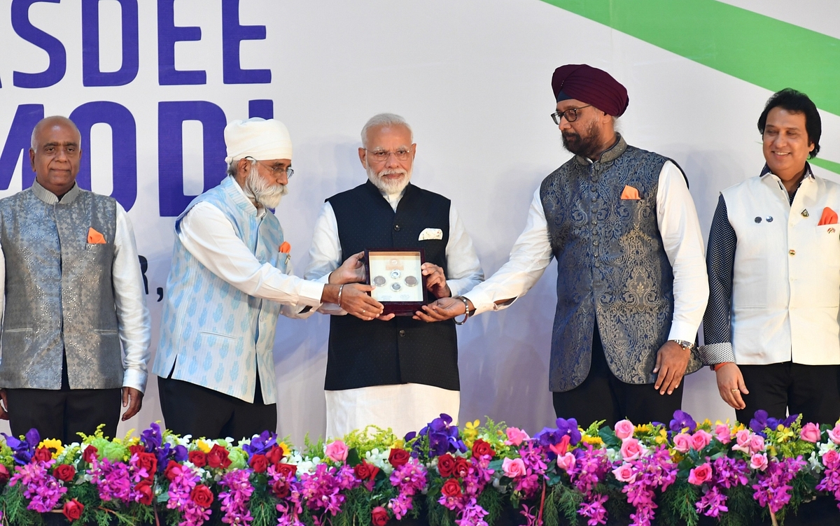 PM Modi Releases Coin To Honour Guru Nanak Dev In Thailand, Launches Thai Translation Of Tamil Classic ‘Tirukkural’