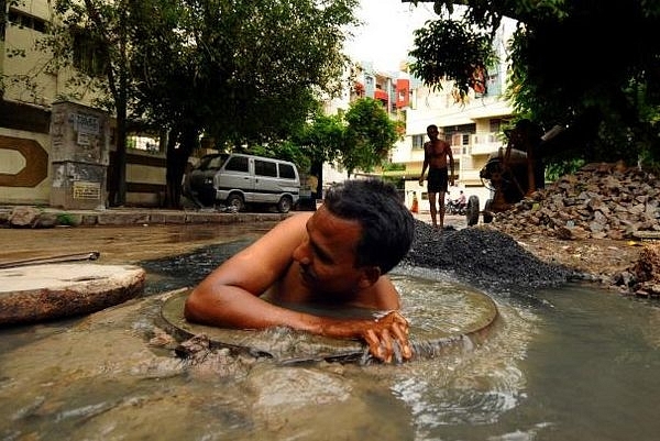 282 Lose Lives Due To Manual Scavenging In Country Since 2016, Informs Social Justice Ministry In RS