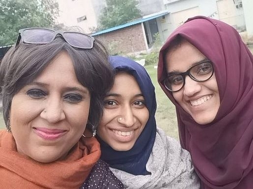 Aysha Renna (Right), Ladeeda Sakhaloon (Centre) with journalist Barkha Dutt (left)