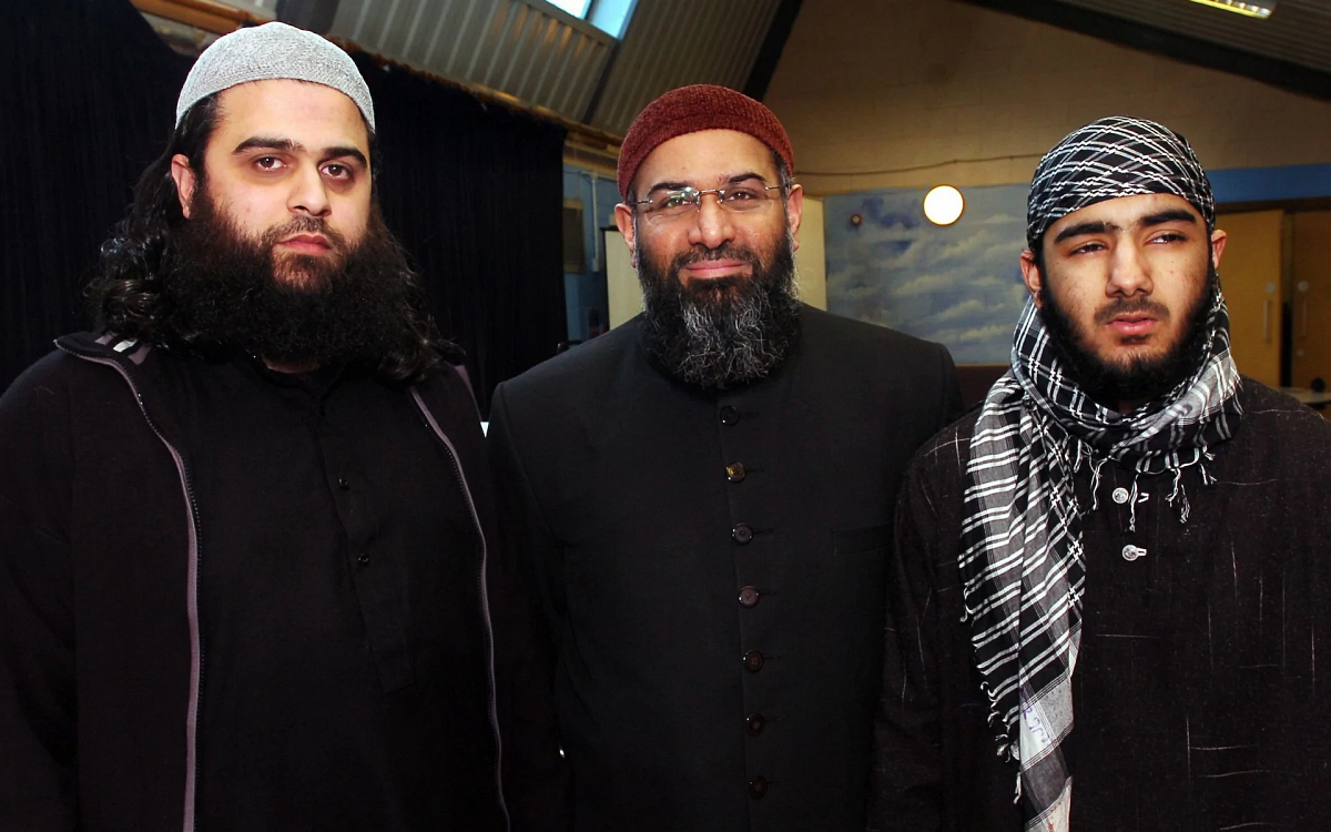 UK Hate Preacher Anjem Choudary’s Release Under Urgent Review As His Picture With London Bridge Terrorist  Emerges