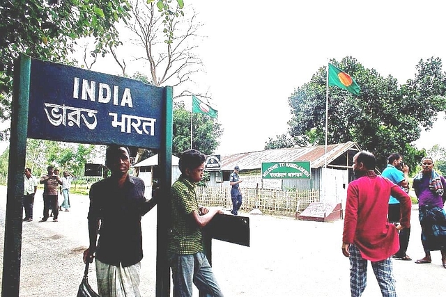 The India Bangladesh land border crossing. (Shazia Rahman/GettyImages)