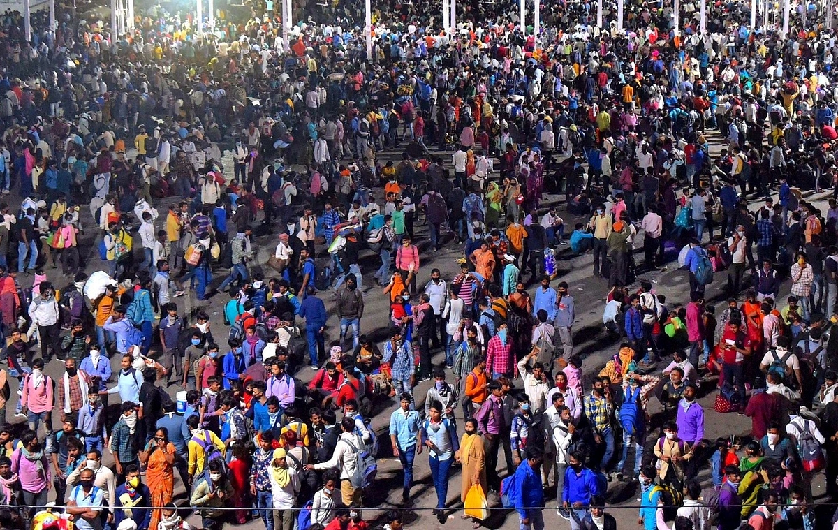 Five Reasons Why Migrant Exodus Is Happening; Blaming Kejriwal Alone Is Lazy