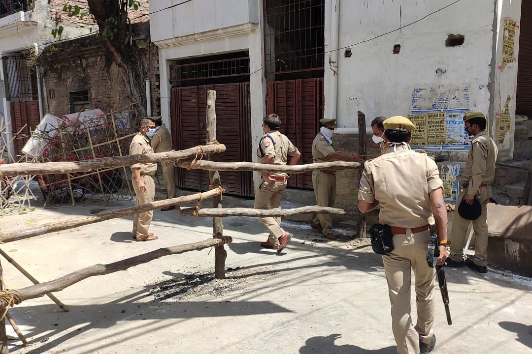 Meerut: Police Team Trying To Seal Mosque In Jali Kothi Hotspot Attacked; Four Arrested 