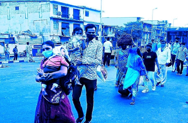 Migrant labourers walking to their villages. (Representative Image) (Source: Twitter/@idesibanda)