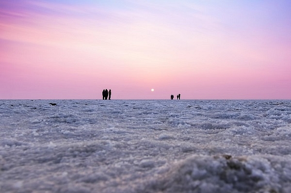 Salt desert in the Rann of Kutch.&nbsp;