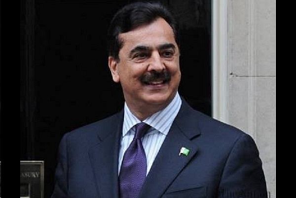 Former Pakistan Prime Minister Yousuf Raza Gilani (Pic via Twitter)
