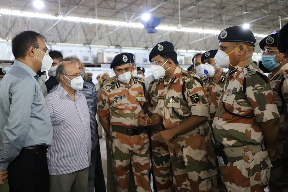 Delhi LG Inaugurates 10,000-Bed Sardar Patel COVID-19 Facility In Delhi; To Start Taking Patients From Today 