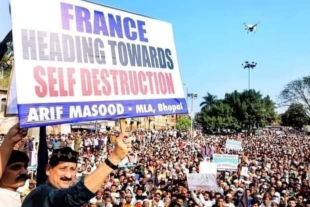 Congress MLA Arif Masood, Muslim Clerics Among 2,000 Booked For Anti-Macron Rally In Bhopal