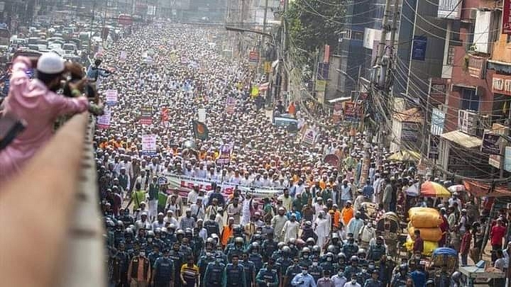 Mohammed Cartoon Protests In Bangladesh: Thousands Of Muslims Rally In Dhaka Demanding Boycott Of French Products, Snapping Of Diplomatic Ties