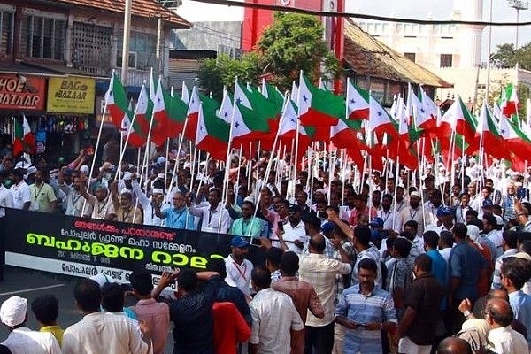 PFI Activists Protest Against ED Search Operations, Get Letter ‘Nothing Incriminating’ Was Found At Its Leader’s House  