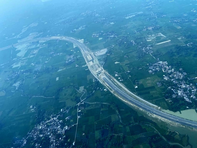 An aerial view of an under-construction expressway in Uttar Pradesh. 