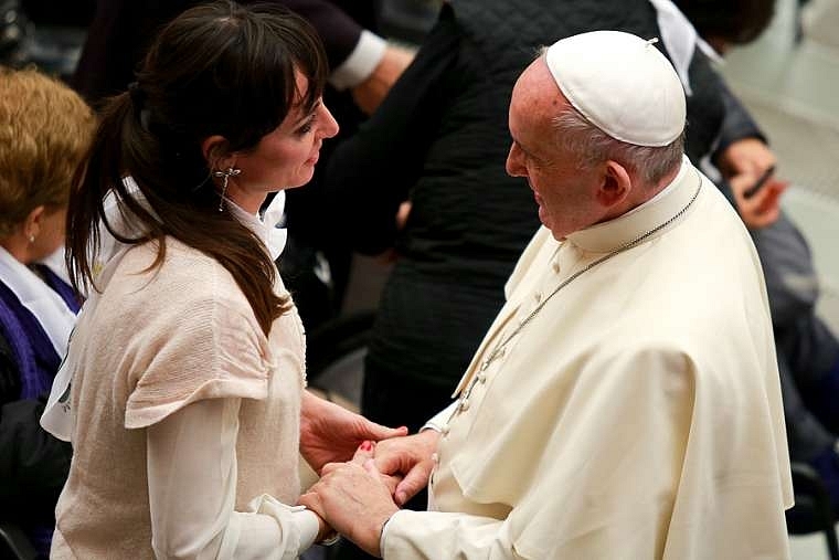 Pope Francis Says No To Women As Priests In Catholic Church But Officially Permits Them To Serve At Mass As Lectors And Acolytes