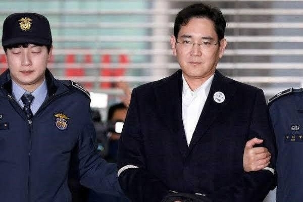 Pressure Mounts On South Korea’s President To Release Jailed Samsung Head Honcho As US  Offers ‘Chip For Vaccine’ Swap Deal 