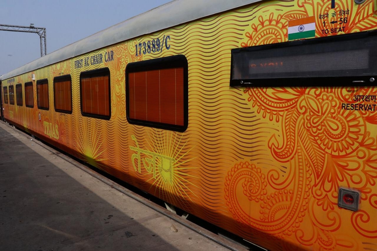 Ahmedabad-Mumbai Tejas Express Skips Scheduled Halt At Andheri, Passengers Forced To Deboard At Dadar 