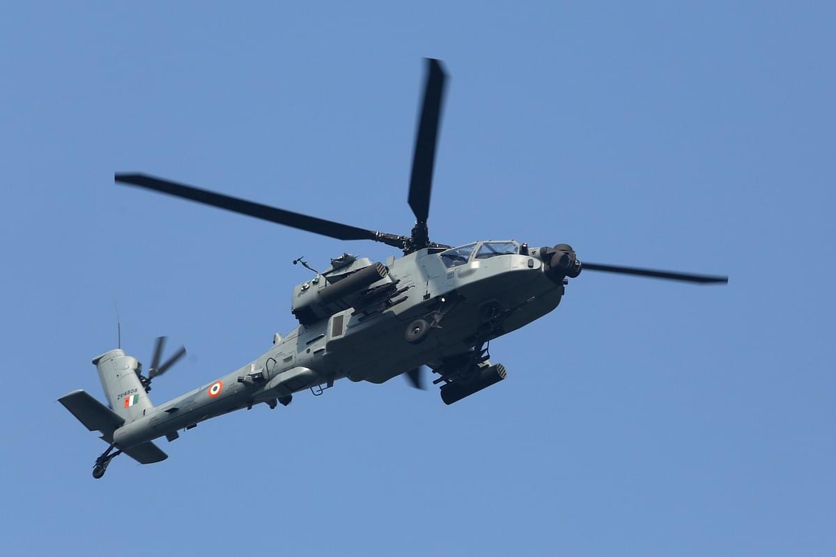 India Negotiating Purchase Of More Apache Attack And Chinook Heavy-Lift Helicopters: Senior Boeing Official