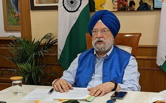 Union Minister Hardeep Singh Puri. (Pic Via Twitter)