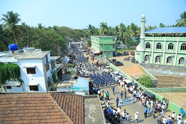 Karnataka: Over 5,000 PFI Activists Took Out Unauthorised March In Ullal, Many Dressed As Militia; Organisers Booked