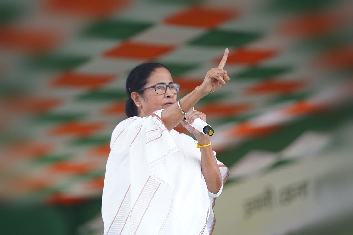 Explained: The Compelling Reasons Behind Mamata Banerjee’s Flight From Bhowanipore To Nandigram