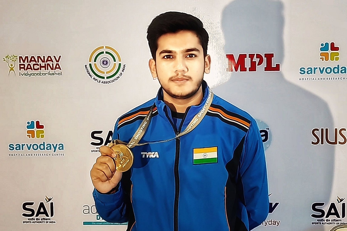 ISSF Shooting World Cup:  Aishwary Pratap Singh Tomar Bags Gold In Men’s 50M Rifle 3 Position; Chinky Yadav Wins Gold In Women’s 25M Pistol