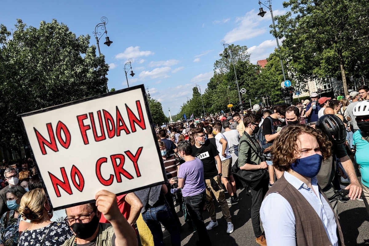 Hungary: After Massive Protests Erupts Against Construction Of Chinese University Campus, Orban Govt May Delay The Project