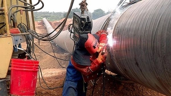 Centre To Develop 33 Thousand Kms Of Natural Gas Pipeline To Create National Gas Grid
