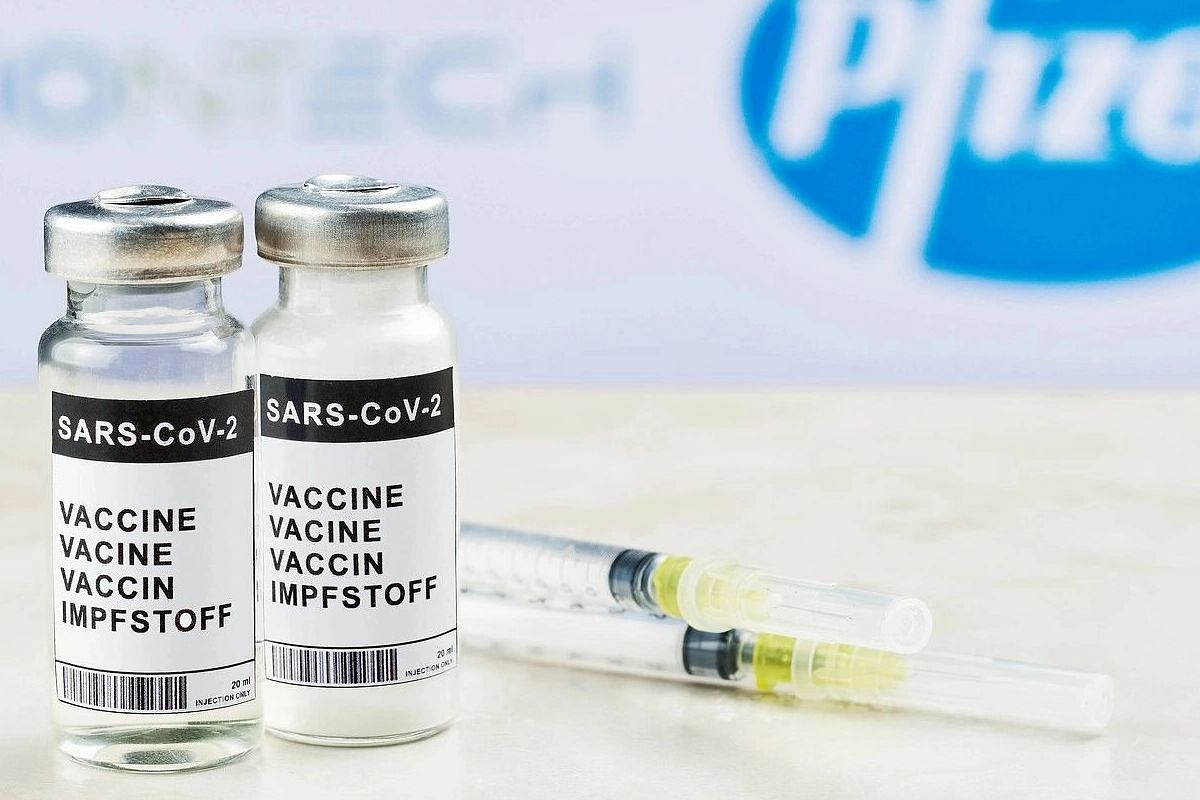 US Approves Booster Shots Of Pfizer And Moderna COVID-19 vaccines For People With Compromised Immune Systems