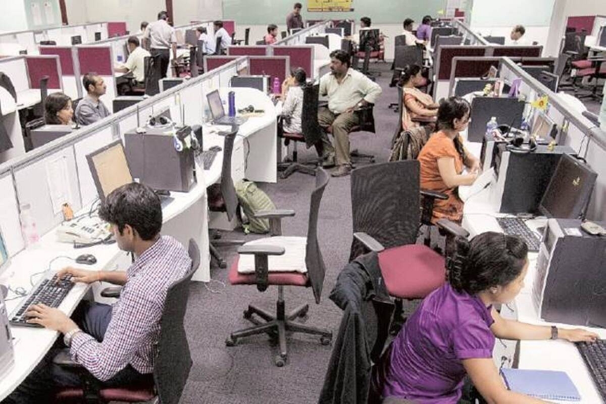 Fastest Growth In Service Sector After 18 Months In August: Report