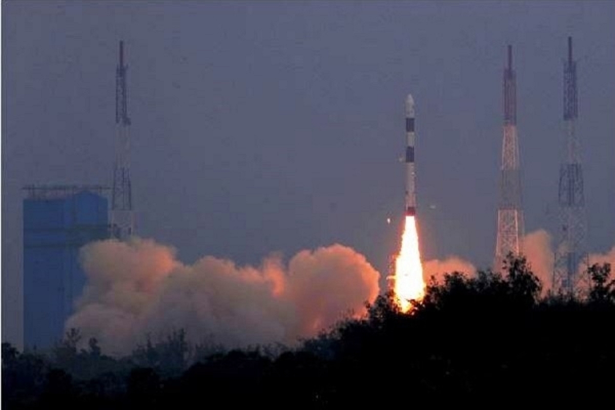 ISRO Working On Fleet Of Heavy Lift Rockets With Carrying Capacity Ranging From 4.9-16.3 Tonne: Report