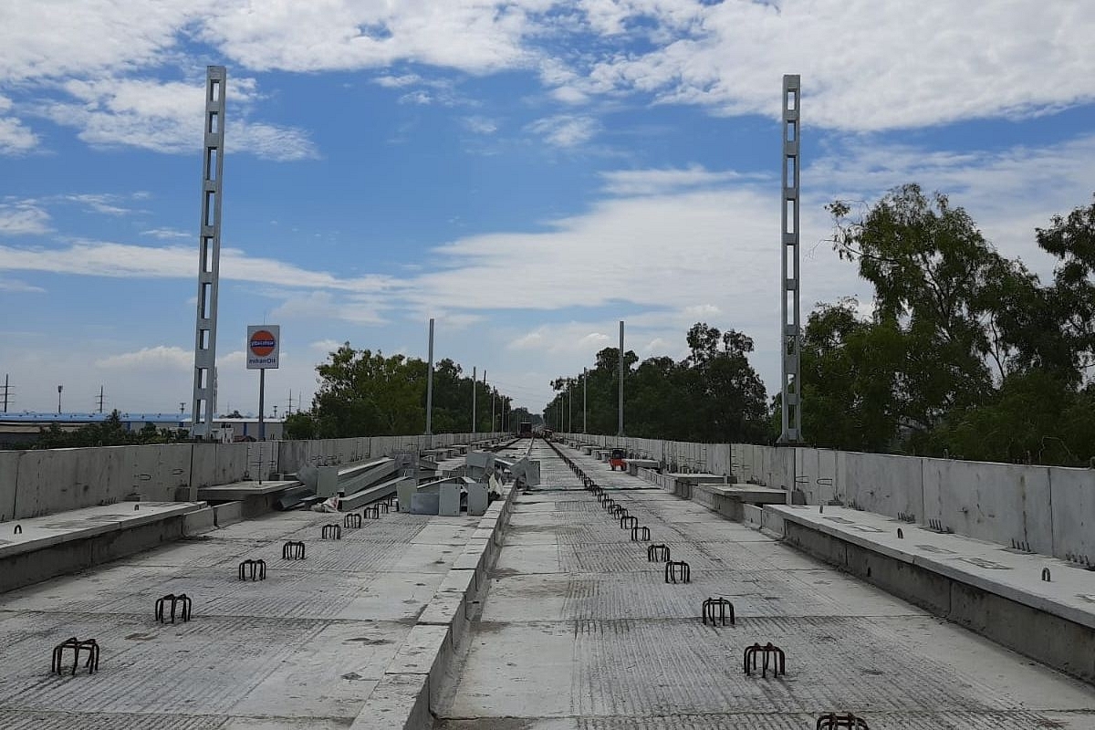 NCRTC Begins Installing Overhead Equipment On Viaduct Of Delhi-Ghaziabad-Meerut Section of RRTS Corridor